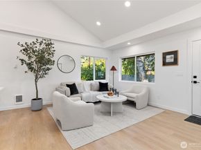 817 SW 356th Street, Federal Way WA 98023