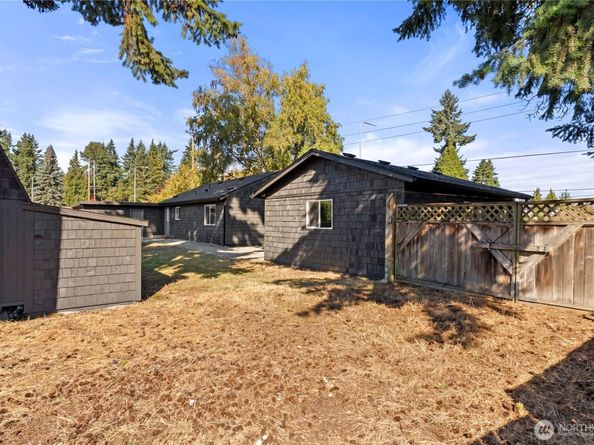 817 SW 356th Street, Federal Way WA 98023