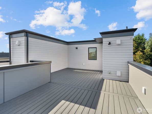 4521 B Bagley Avenue N, Seattle WA 98103