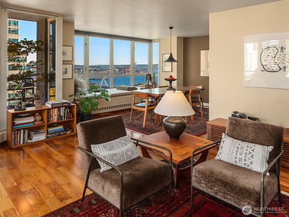 2125 1st Avenue 1204, Seattle WA 98121