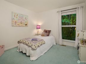 1616 175th Place SE, Bothell WA 98012