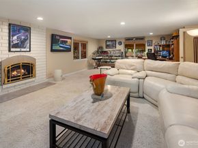 1616 175th Place SE, Bothell WA 98012