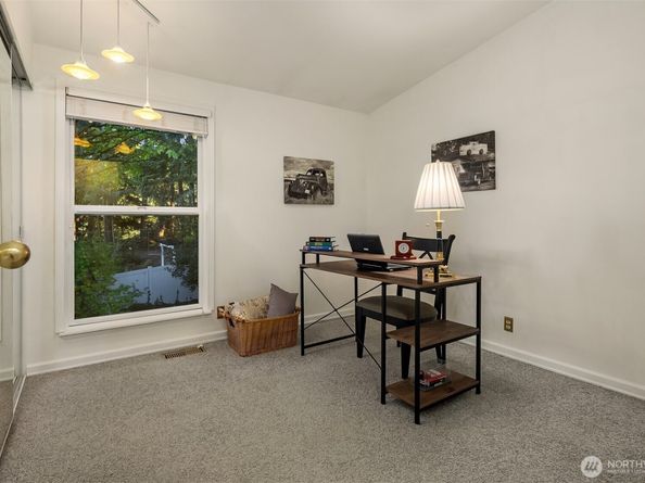 1616 175th Place SE, Bothell WA 98012