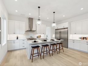8232 21st Ave NE, Seattle WA 98115