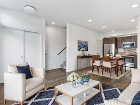 6917 Carleton Ave S B, Seattle WA 98108