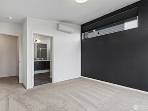 6917 Carleton Ave S B, Seattle WA 98108