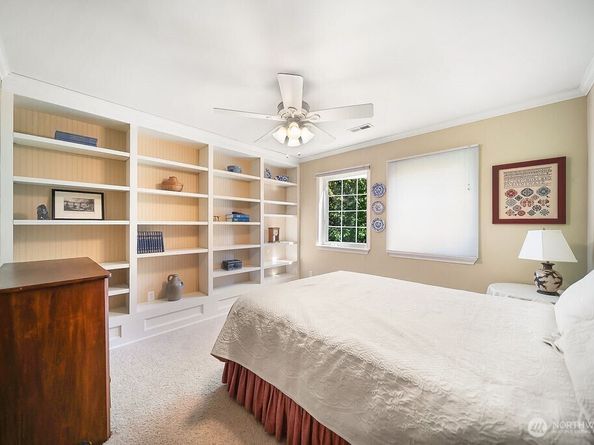 13423 Graywolf Place NE, Poulsbo WA 98370