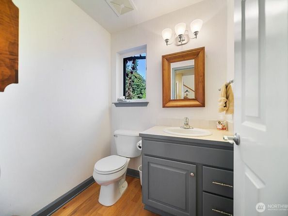 13423 Graywolf Place NE, Poulsbo WA 98370