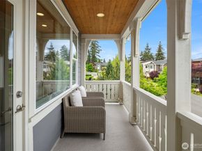 11862 155th Avenue NE, Redmond WA 98052