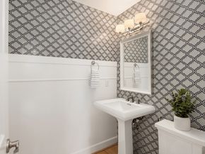 11862 155th Avenue NE, Redmond WA 98052