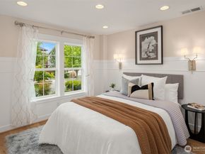 11862 155th Avenue NE, Redmond WA 98052