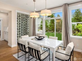 11862 155th Avenue NE, Redmond WA 98052