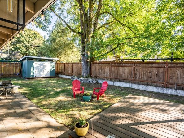 303 NW 203rd Street, Shoreline WA 98177