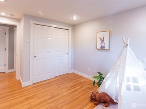 303 NW 203rd Street, Shoreline WA 98177