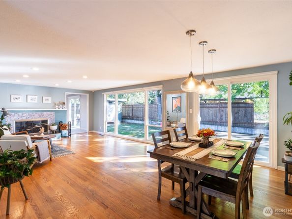 303 NW 203rd Street, Shoreline WA 98177