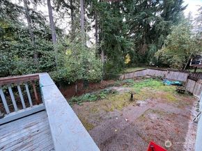 16603 SE 16th Street, Bellevue WA 98008