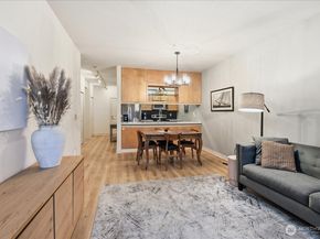 300 110th Avenue NE 412, Bellevue WA 98004