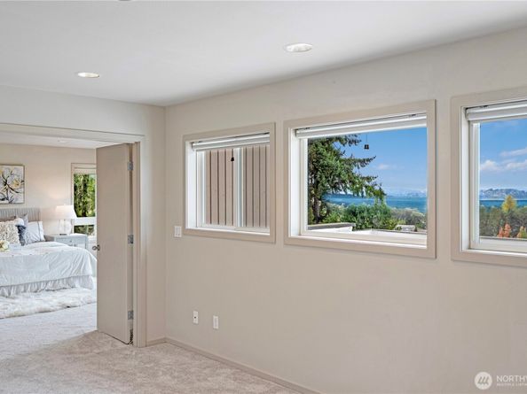 11121 NE 91ST Lane, Kirkland WA 98033
