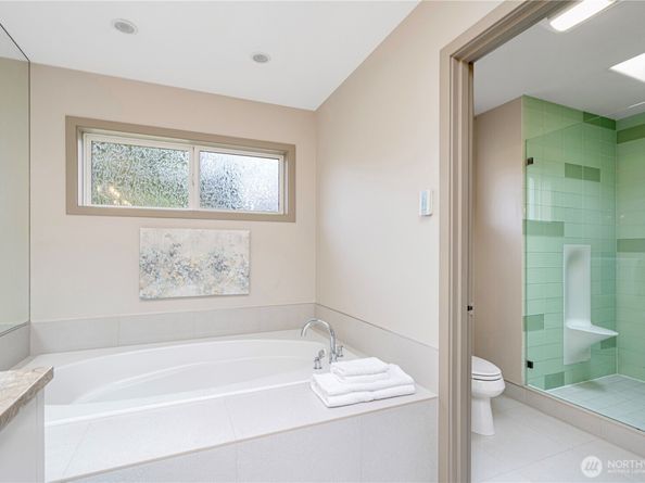 11121 NE 91ST Lane, Kirkland WA 98033