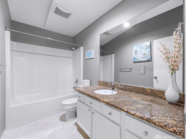 3205 200th Place SW, Lynnwood WA 98036