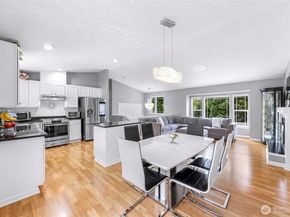 3205 200th Place SW, Lynnwood WA 98036