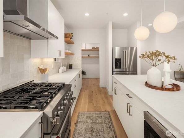 10172 NE 113th Place, Kirkland WA 98033