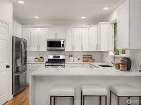 16760 128th Place NE, Woodinville WA 98072