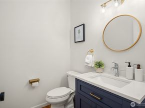 16760 128th Place NE, Woodinville WA 98072