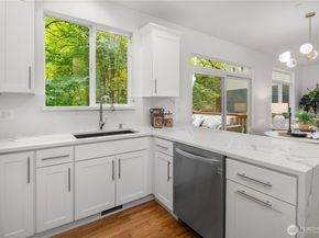 16760 128th Place NE, Woodinville WA 98072