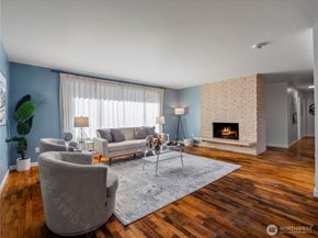 1603 169th Place SW, Lynnwood WA 98037