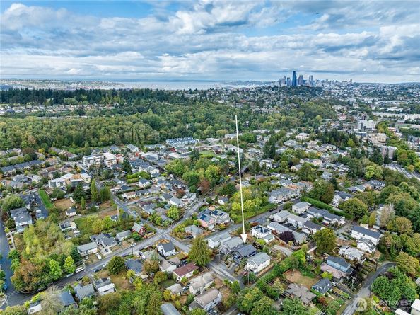 3110 S Dakota Street, Seattle WA 98108