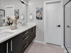 8834 NE 173rd Place C, Bothell WA 98011