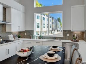 8834 NE 173rd Place C, Bothell WA 98011