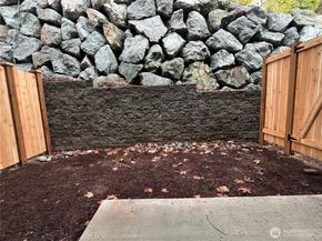 8834 NE 173rd Place C, Bothell WA 98011