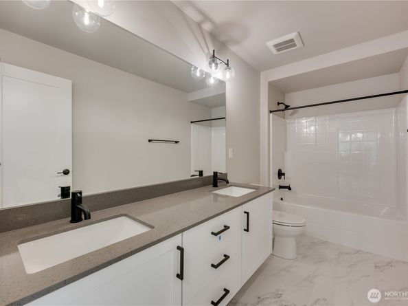 5838 186th Place SW, Lynnwood WA 98037