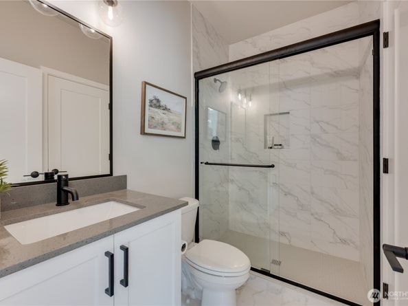 5838 186th Place SW, Lynnwood WA 98037