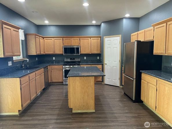 27 152nd Place SE, Lynnwood WA 98087
