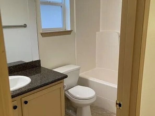 27 152nd Place SE, Lynnwood WA 98087