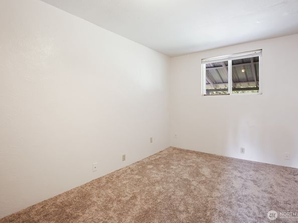 2670 SE Bielmeier Road, Port Orchard WA 98367