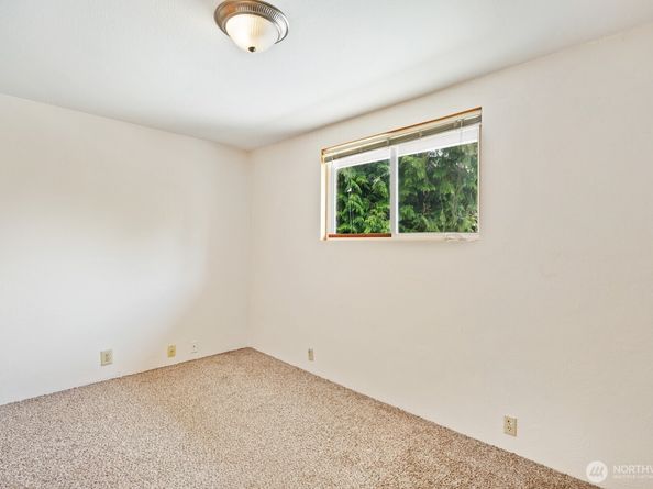 2670 SE Bielmeier Road, Port Orchard WA 98367