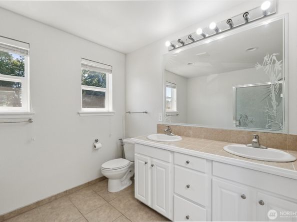 1500 Index Avenue NE, Renton WA 98056
