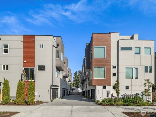 18526 Wallingford Avenue N B, Shoreline WA 98133