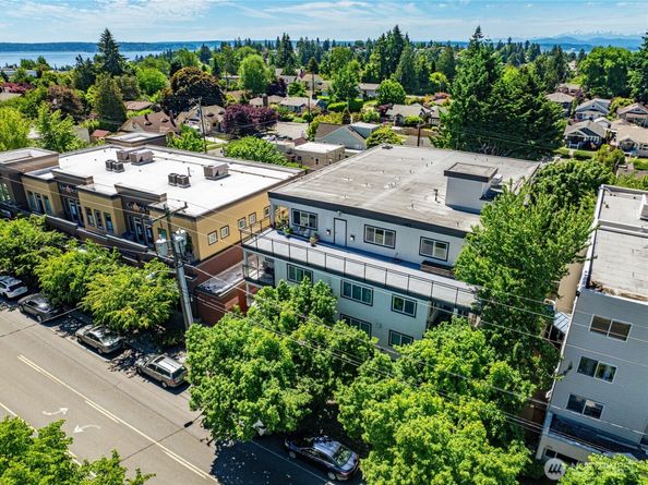 3717 California Avenue SW 304, Seattle WA 98116