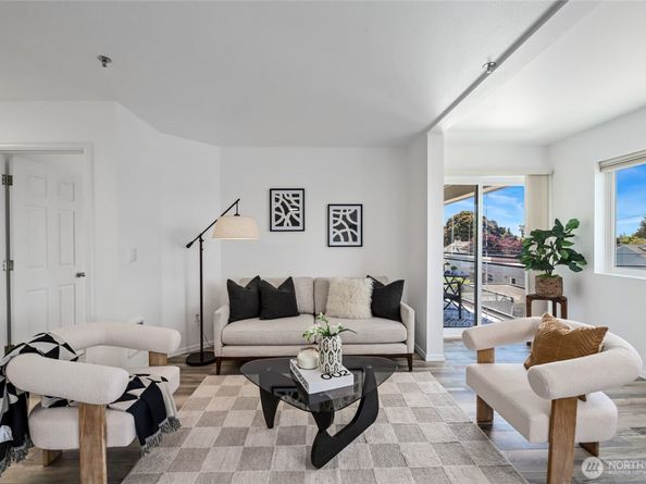 3717 California Avenue SW 304, Seattle WA 98116