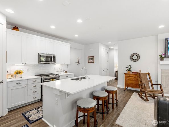 6498 Skipper Lane SE, Port Orchard WA 98367