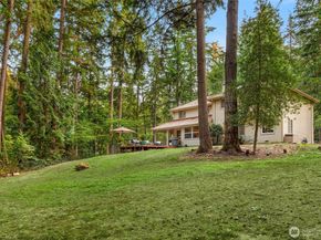 16819 171st Place NE, Woodinville WA 98072