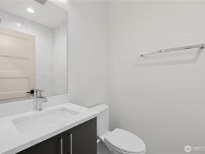 7007 9th Avenue NE, Seattle WA 98115