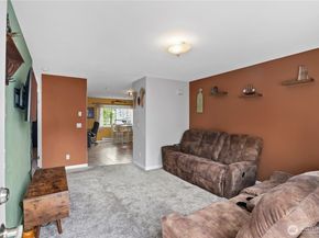3322 148th Street SW E4, Lynnwood WA 98087