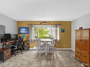 3322 148th Street SW E4, Lynnwood WA 98087