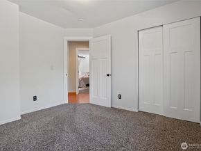 7085 SE Legrand Street, Port Orchard WA 98366
